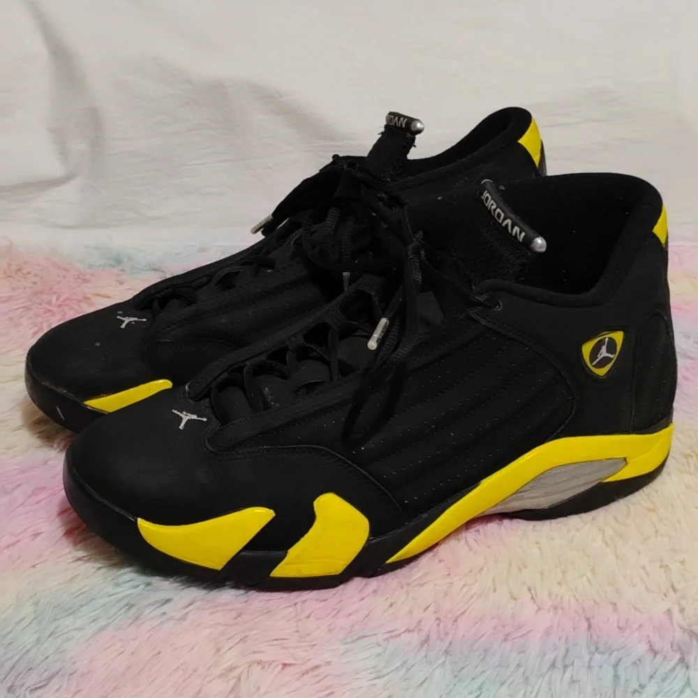 (X-106) SALE! Air Jordan 14 Retro Thunder Sneakers Sz.12 2014 See Pictures